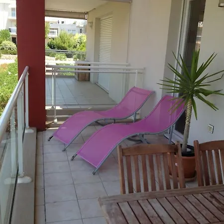 Lovely By With Sea Views Appartement